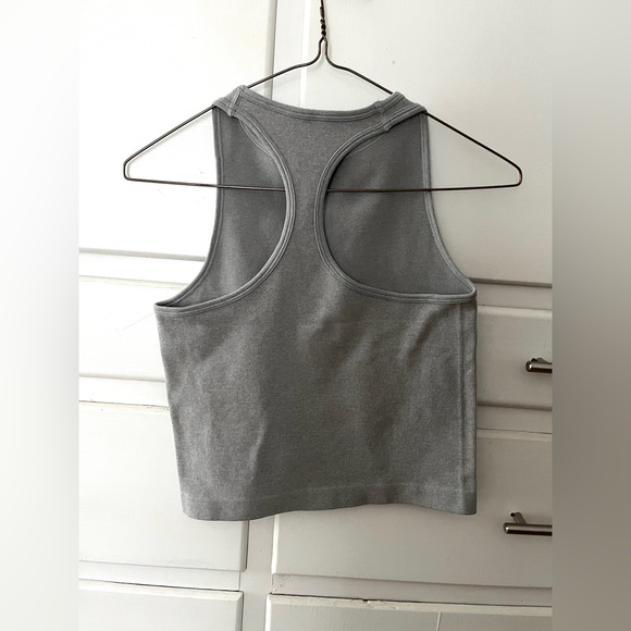 🆕 Free People Intimately racer back tank in gray size M/L - Picture 4 of 7